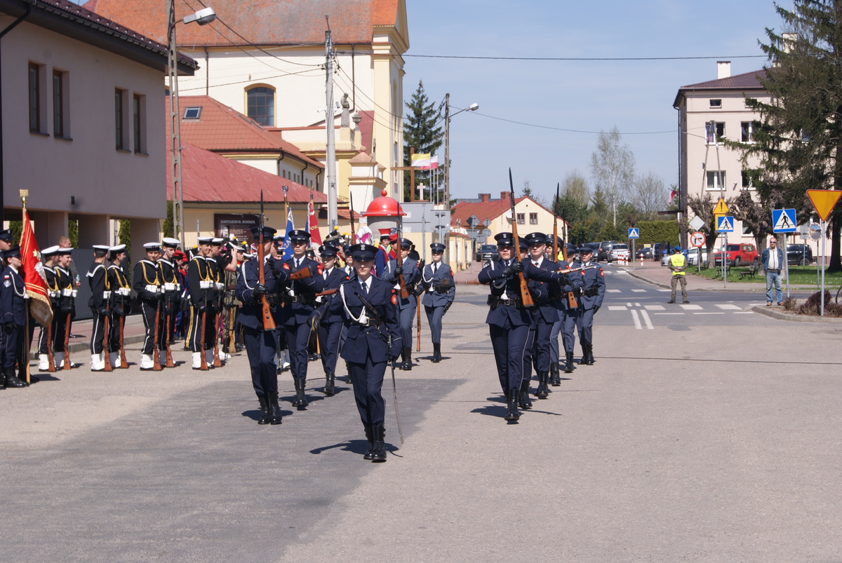 Uroczyste ślubowanie Klas Mundurowych W Nowym Mieście Nad Pilicą ...