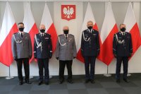 Na zdjęciu stoją w rzędzie od lewej: Komendant Miejski Policji w Siedlcach, Komendant Główny Policji, asp. szt. Michał Strzałkowski, Zastępca Komendanta Głównego Policji oraz Komendant Wojewódzki Policji zs. w Radomiu