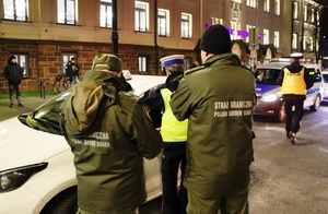 Kontrola aut „na aplikację”