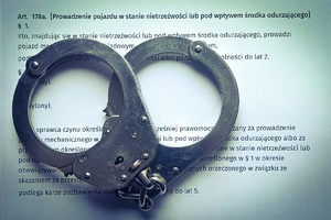 Jadąc do służby zatrzymał pijanego kierowcę