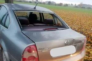 Zatrzymany do kontroli VW bez tylnej szyby