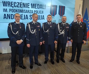 Mazowieccy funkcjonariusze z medalami im. podkom. Policji Andrzeja Struja