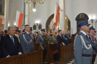 zaproszeni goście podczas mszy świętej z okazji Święta Policji