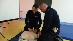 Szkolenie policjantów z pierwszej pomocy
