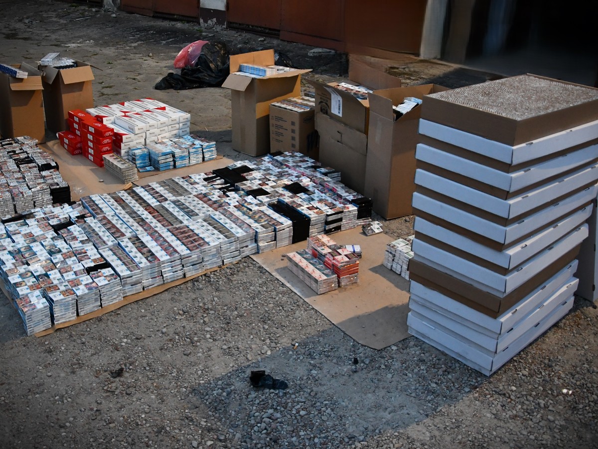 Zabezpieczono tysiące papierosów i setki litrów alkoholu