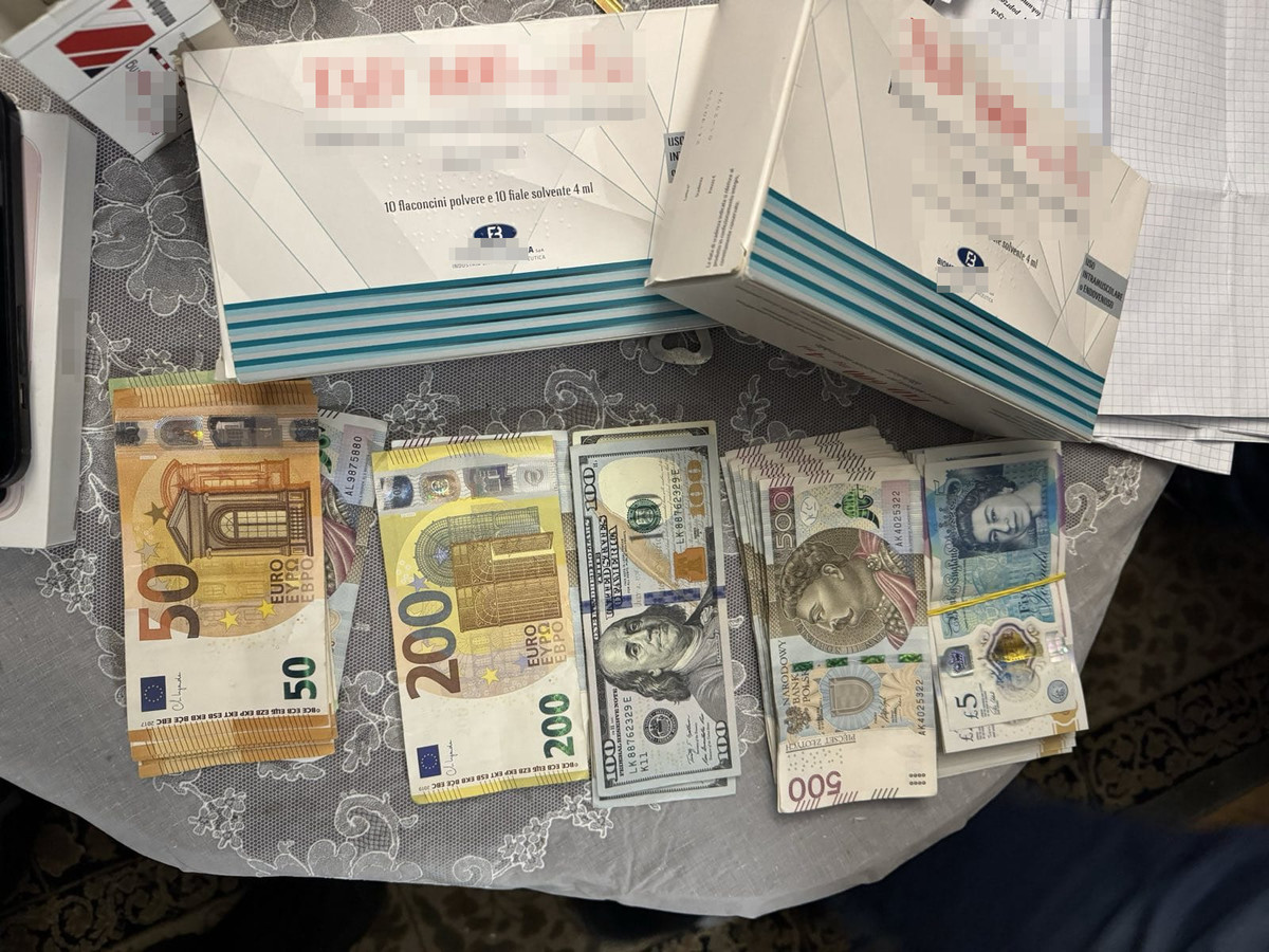 Nielegalnie handlowali opioidami oraz lekami przeciwbólowymi z morfiną