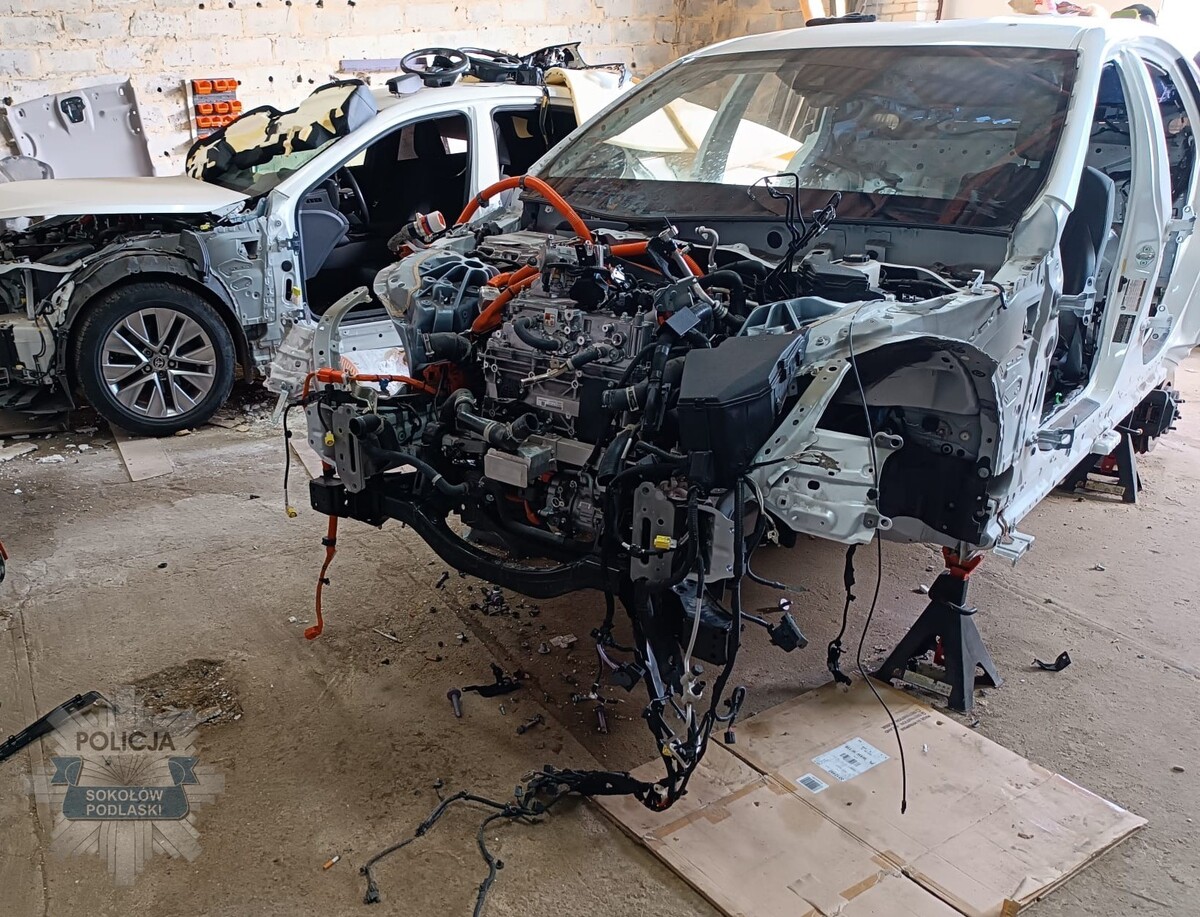 Zlikwidowano „dziuplę samochodową”, w której rozbierano Toyoty zasilane wodorem