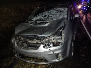 rozbite auto - zdjęcie poglądowe