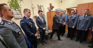 Uroczysta zbiórka z okazji zmiany na stanowisku Kierownika Posterunku Policji w Czerwinie