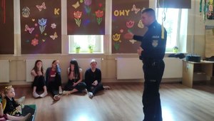 Spotkania policjantów z dziećmi i młodzieżą