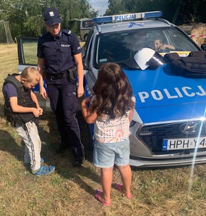 Podczas pikników uczyli bezpieczeństwa oraz promowali zawód policjanta