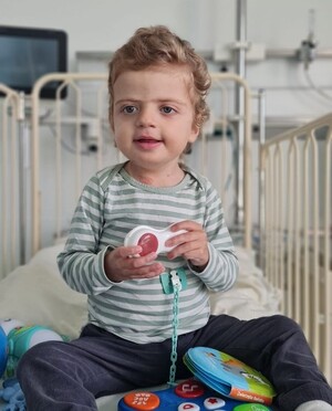 Łosicki dzielnicowy prosi o pomoc w walce o życie swojego 4-letniego syna