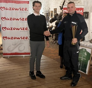 Naczelnik WRD odbiera puchar