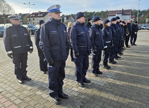 uroczystość przekazania nowych radiowozów