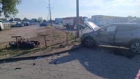 zderzenie auta z motocyklem