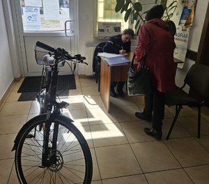 Ostrołęccy policjanci znakowali rowery mieszkańcom gm. Baranowo