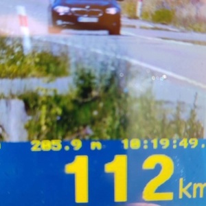 Ostrołęccy policjanci z Mazowieckiej Grupy SPEED tylko w ciągu weekendu udaremnili jazdę 5 niebezpiecznym kierowcom