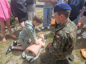 „Bezpieczni nad wodą na Kurpiach” - działania ostrołęckich policjantów na rzecz bezpieczeństwa dzieci