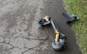 Hulajnoga elektryczna po wypadku