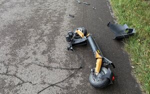 Hulajnoga elektryczna po wypadku