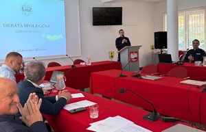 Policjanci z Ostrołęki rozmawiali z mieszkańcami gminy Lelis o bezpieczeństwie w internecie