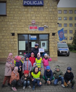 Wizyty przedszkolaków i uczniów w Komendzie Miejskiej Policji w Radomiu