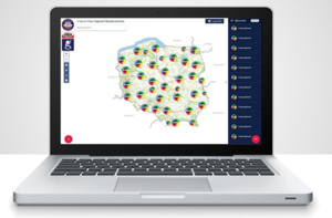 na ekranie laptopa aplikacja z krajowa mapą zagrożeń bezpieczeństwa