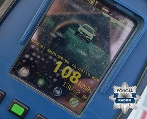 ekran urzadzenia do pomiaru prędkości