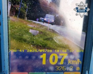 ekran urządzenia do pomiaru prędkości