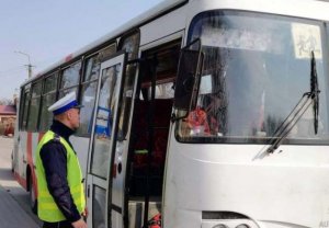 Mazowieccy policjanci kontrolowali autobusy w czasie wakacji