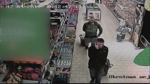 Sprawcy kradzieży w sklepie LIDL