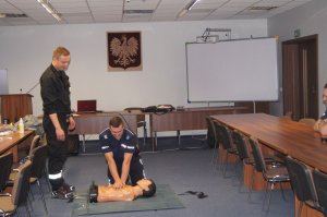 Szkolenie siedleckich policjantów z zakresu pierwszej pomocy