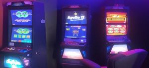 Policjanci i celnicy zabezpieczyli automaty do gier hazardowych