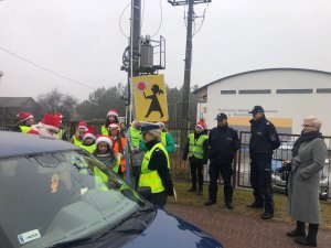 Wspólne kontrole drogowe z Mikołajem przy PSP w Stanisławicach