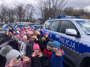 przedszkolaki z wizytą w Komendzie Powiatowej Policji w Kozienicach