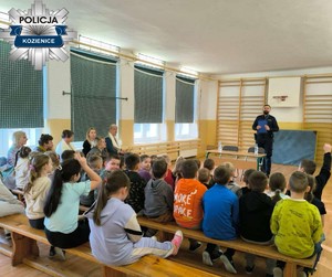 Pogadanki na temat bezpiecznych ferii zimowych