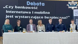 debata w szkole w Janikowie