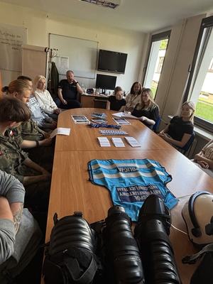 Promocja zawodu Policjanta w Powiatowym Urzędzie Pracy w Kozienicach