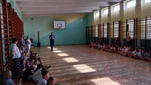 pogadanki w szkołach