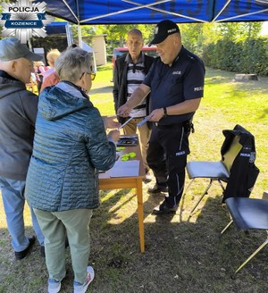 Piknik nad jeziorem
