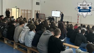Prelekcja z policjantkami w PSP nr 3 w Kozienicach