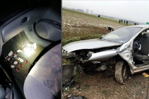baner z dwoma zdjęciami pierwsze po lewej wnętrze samochodu, na wykładzinie podłogi leży kilka butelek 100 ml po alkoholu drugie zdjęcie wrak auta po wypadku