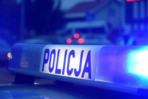 24-latek z Naruszewa zatrzymany za wyprzedzanie i brak uprawnień do prowadzenia