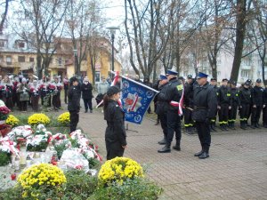 Policjanci podczas obchodów Święta Odzyskania Niepodległości  w Sierpcu