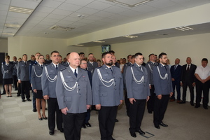 Szeregi policjantów