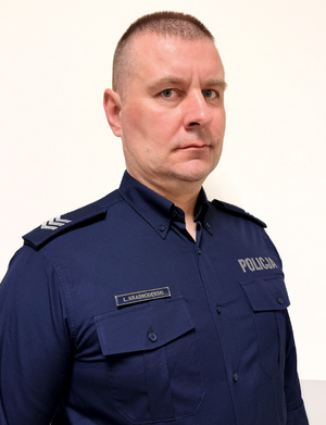 Policjant w mundurze