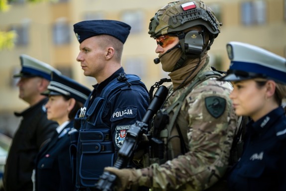 Ogłoszenie Komendanta Wojewódzkiego Policji z siedzibą w Radomiu o doborze do służby w Policji na terenie województwa mazowieckiego