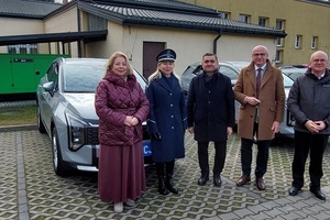 Nowe radiowozy dla policjantów z Węgrowa i Łochowa