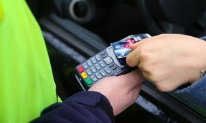 Aktualności Płatności bezgotówkowe za mandaty w Policji – program przedłużony do 2028 roku