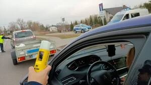 Ponad 33 tysiące kontroli w akcji „Trzeźwość‑Lokalnie”. Policjanci ujawnili 34 nietrzeźwych kierujących